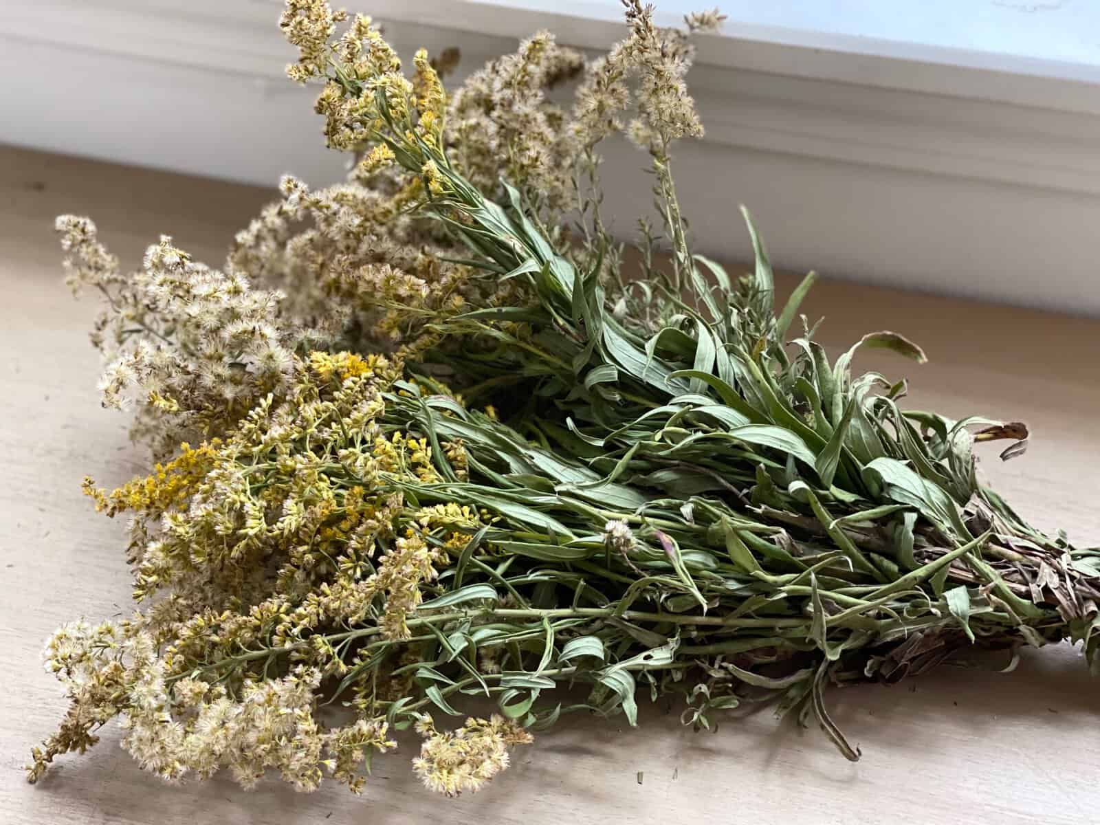 easy ways hanging dried flowers