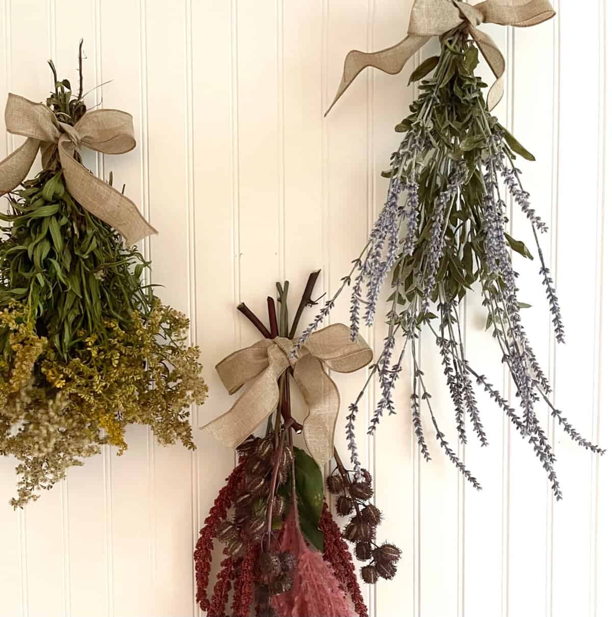 hanging dried flowers wall hanging