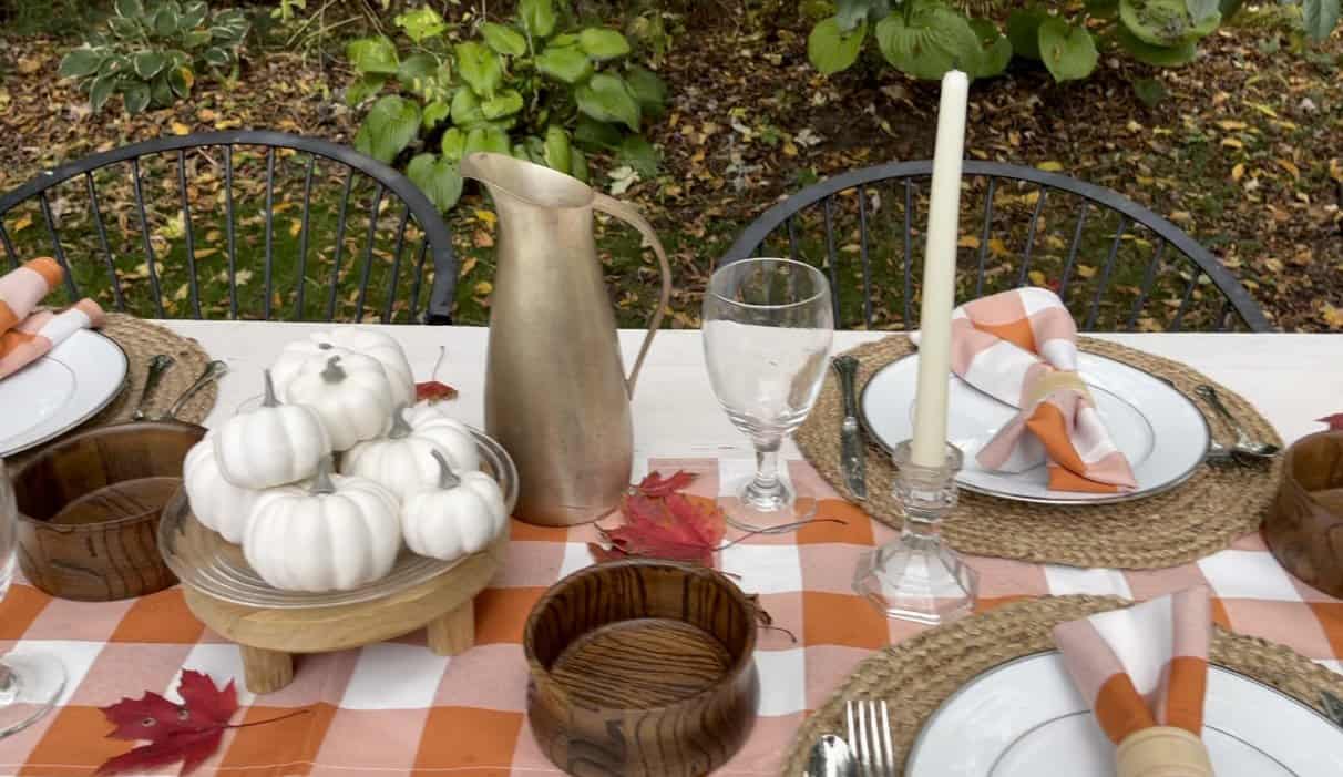 budget friendly fall tablescape