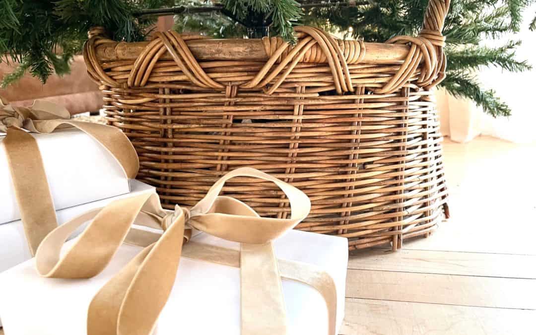 DIY Basket Christmas Tree Collar